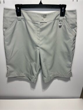 Golf Shorts Light Gray Women’s Size 12 Polyester 8.5" inseam